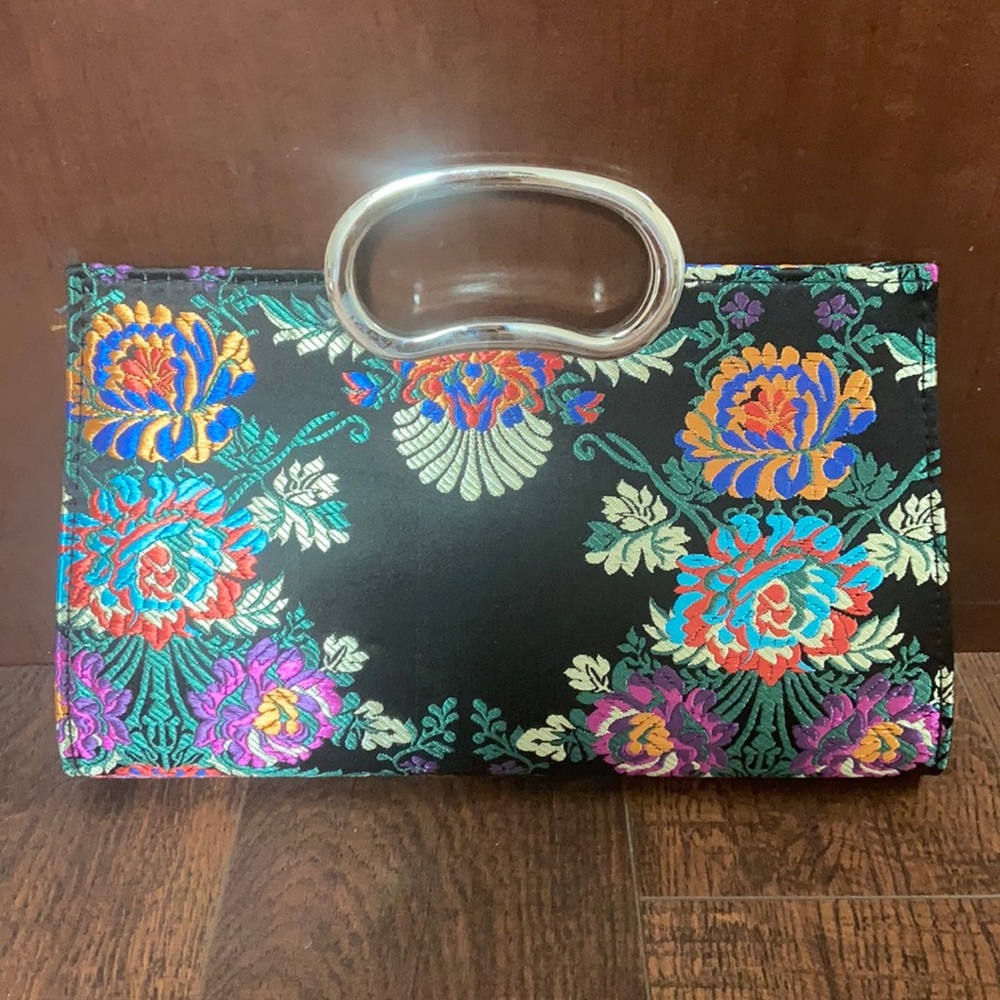 Women’s Clutch